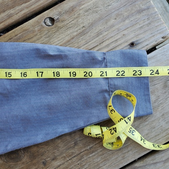 Van Heusen Men's Dress Shirt Silvery/Grey Classic Fit Wrinkle Free 15.5 32/33 - Picture 7 of 12